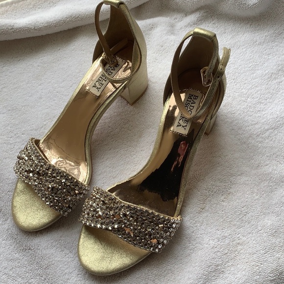 Gold Bagdley Mischka Sandals - Picture 3 of 5